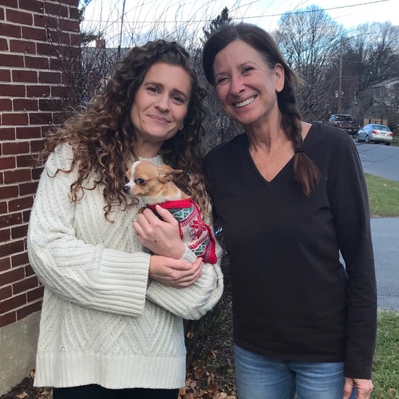 Meet your Posher, Ashlee - Picture 1 of 1